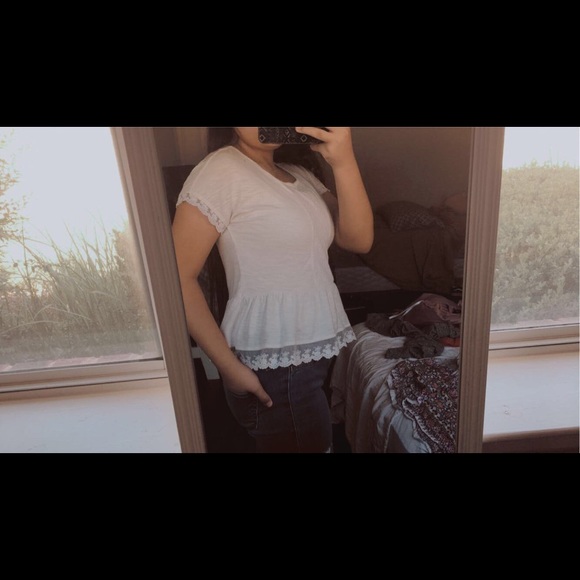 White Arizona shirt. - Picture 3 of 5